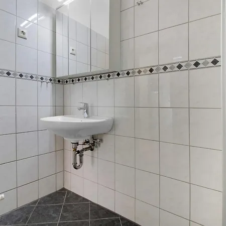 Mit Balkon In Apartament *