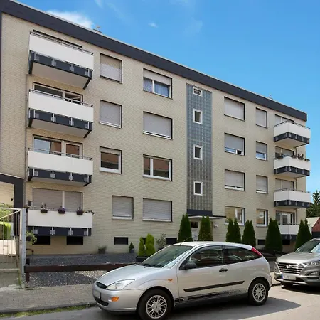 Mit Balkon In Apartament